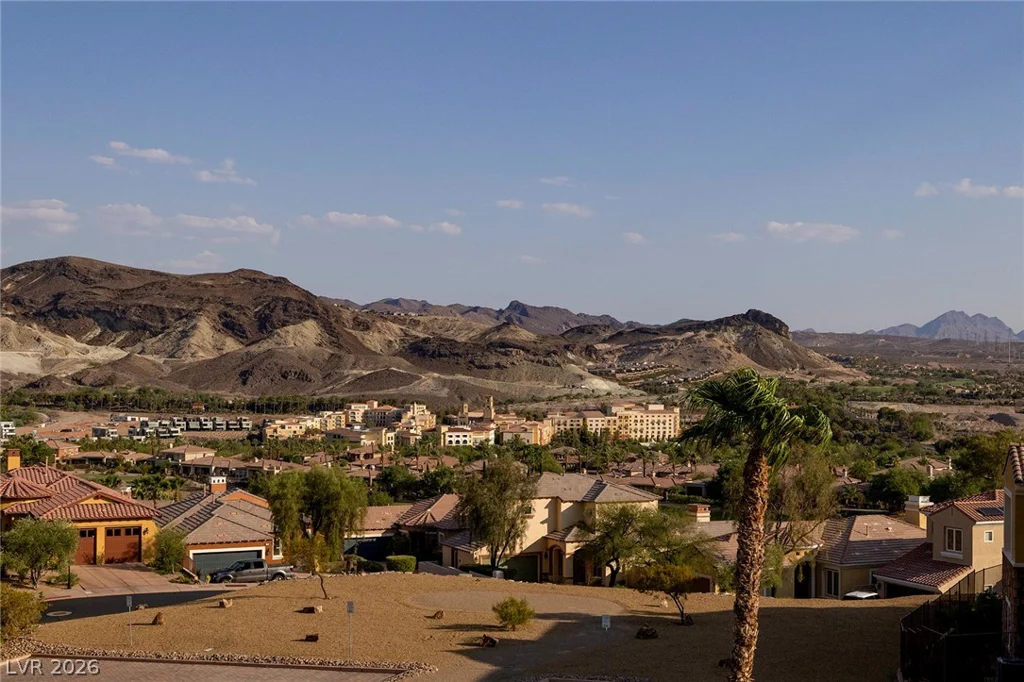 38 Strada Principale, Henderson, NV 89011