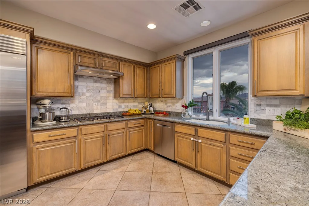 38 Strada Principale, Henderson, NV 89011