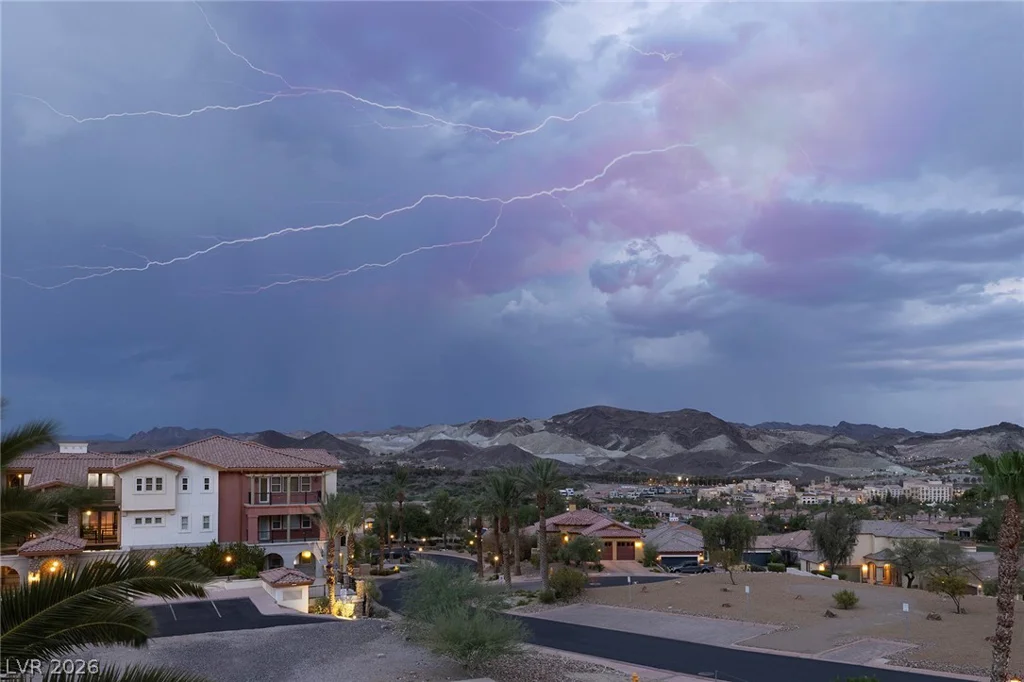 38 Strada Principale, Henderson, NV 89011