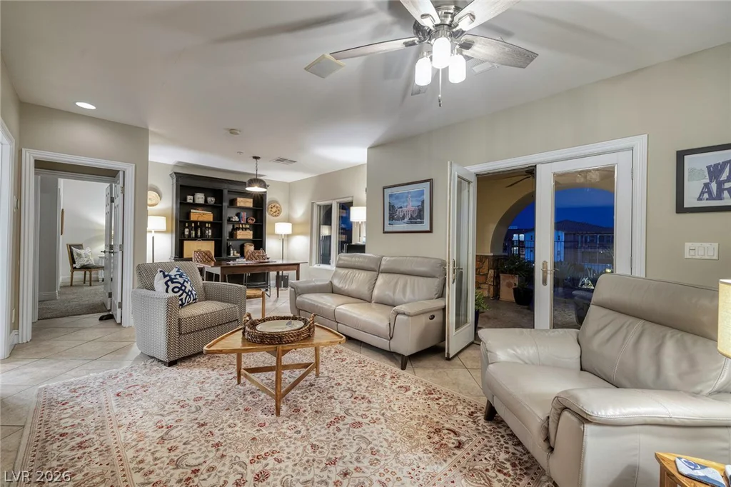 38 Strada Principale, Henderson, NV 89011