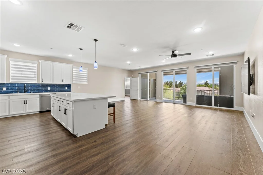 2555 Hampton, Henderson, NV 89052