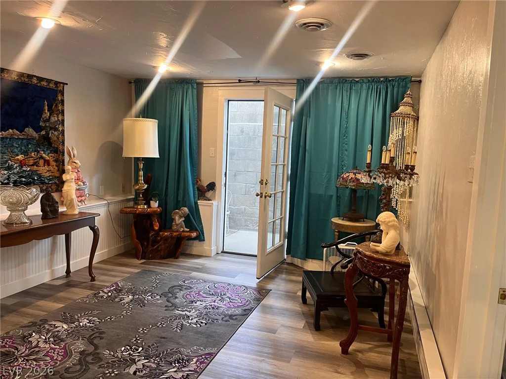 12 Reno, Ely, NV 89301