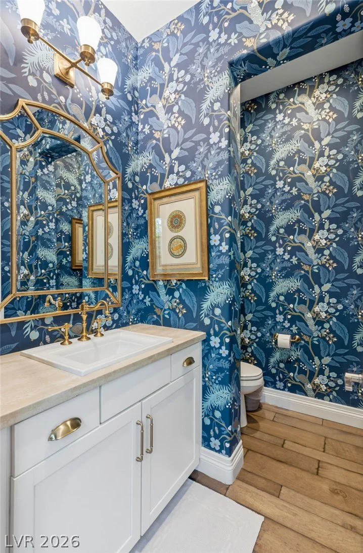 8 Olympia Chase, Las Vegas, NV 89141