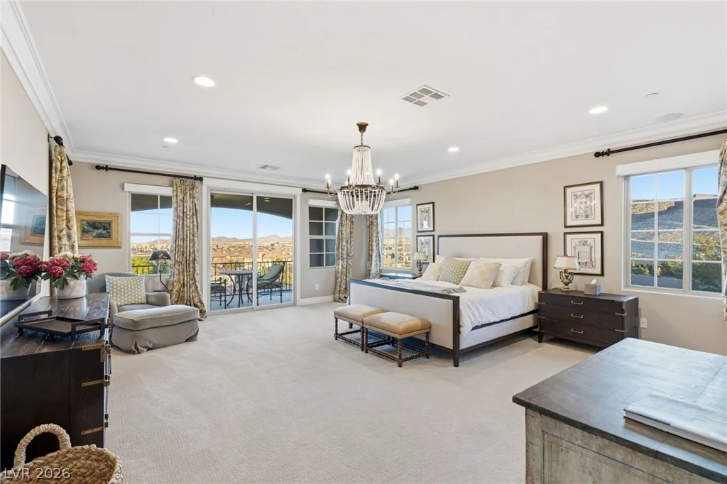8 Olympia Chase, Las Vegas, NV 89141