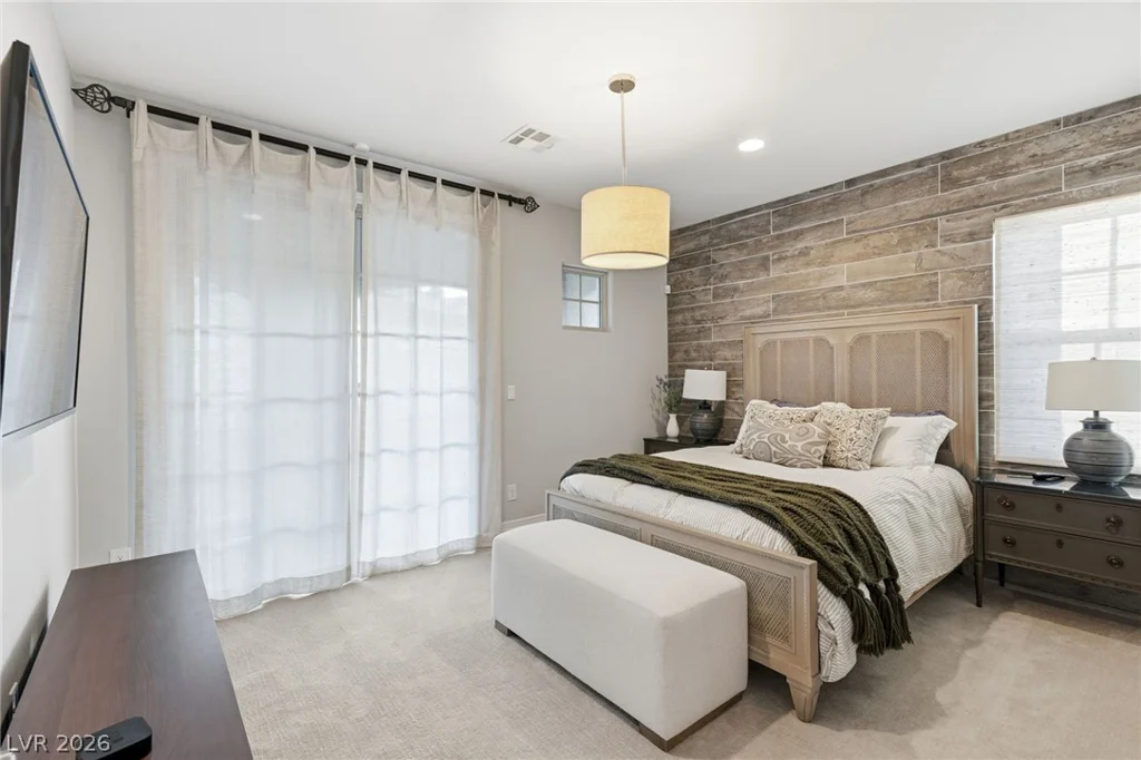 8 Olympia Chase, Las Vegas, NV 89141