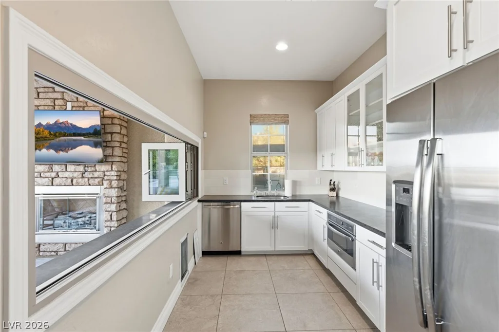 8 Olympia Chase, Las Vegas, NV 89141