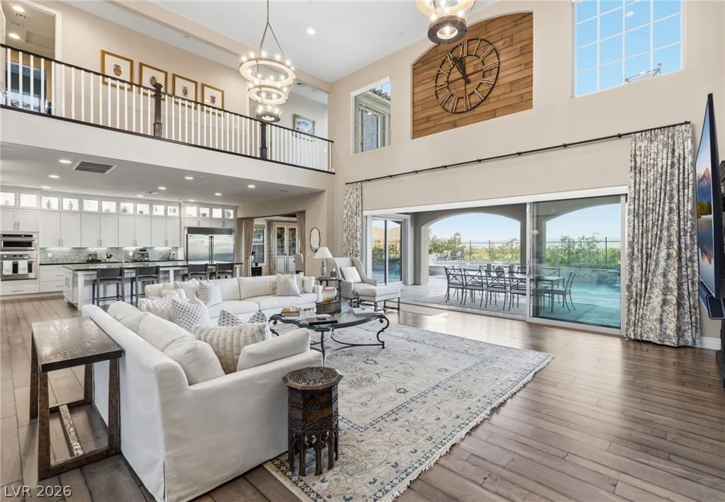 8 Olympia Chase, Las Vegas, NV 89141