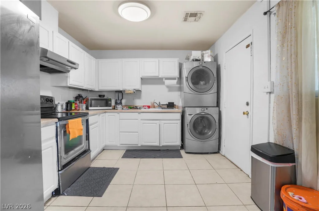 1212 Eleanor, Las Vegas, NV 89106