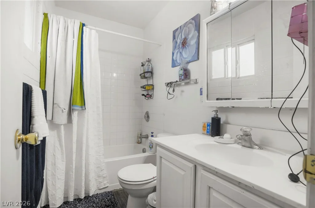 1212 Eleanor, Las Vegas, NV 89106
