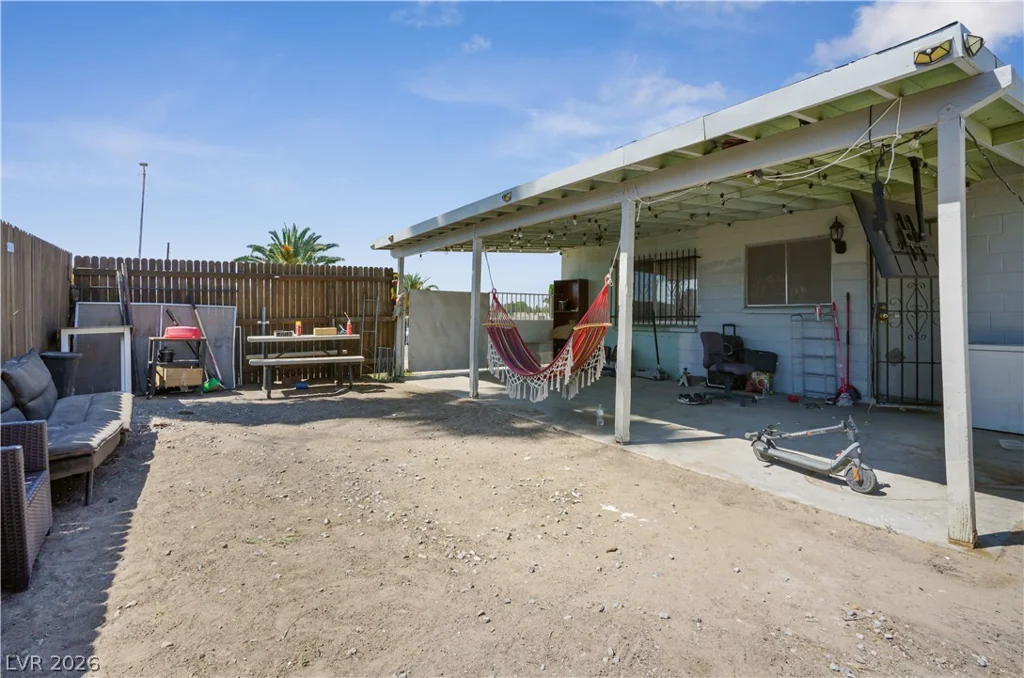 1212 Eleanor, Las Vegas, NV 89106