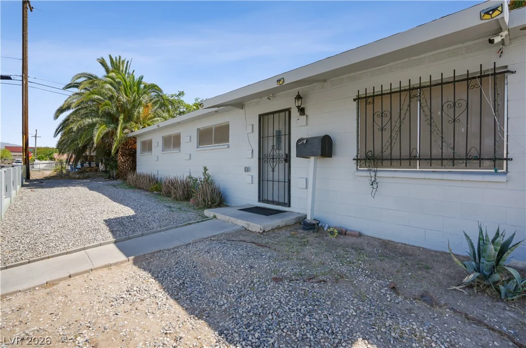1212 Eleanor, Las Vegas, NV 89106