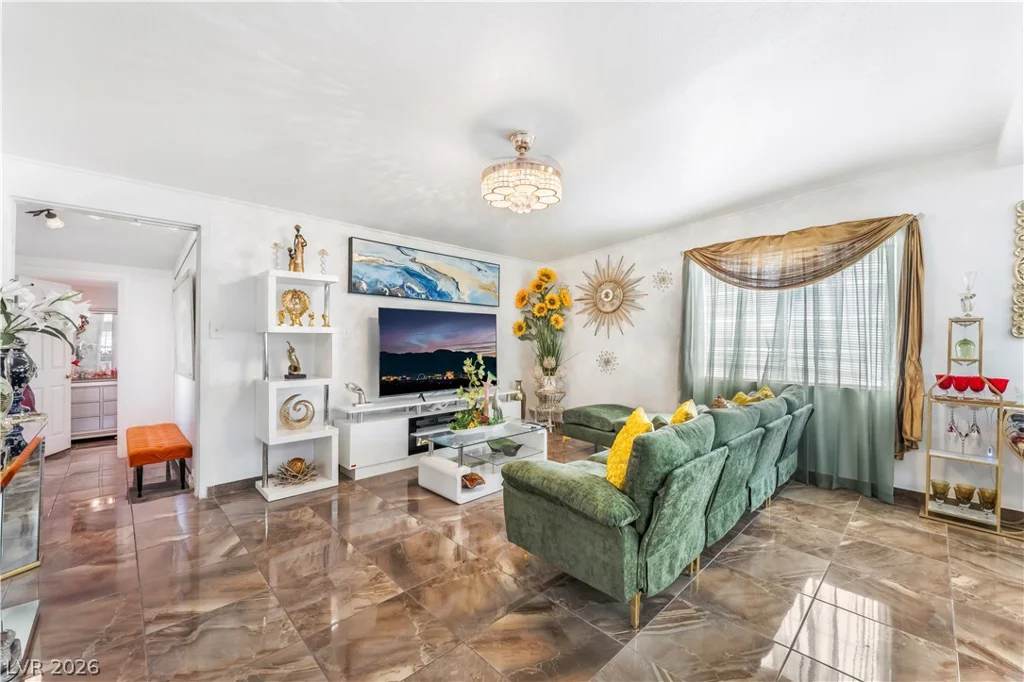 2083 La Vante, Las Vegas, NV 89169