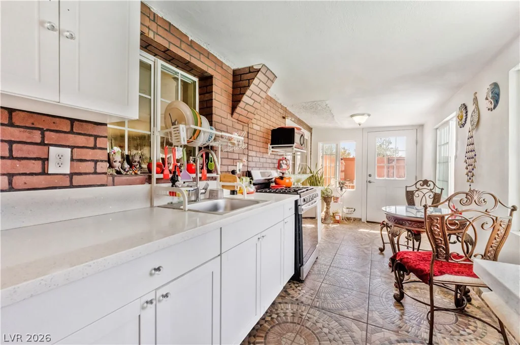 2083 La Vante, Las Vegas, NV 89169