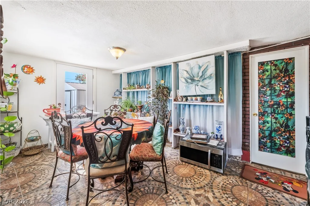 2083 La Vante, Las Vegas, NV 89169