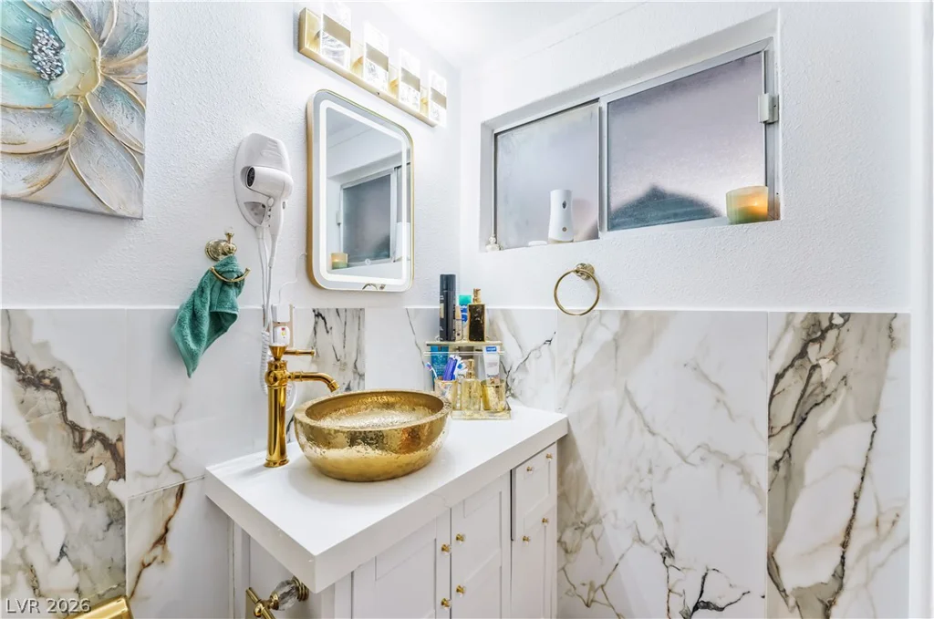 2083 La Vante, Las Vegas, NV 89169