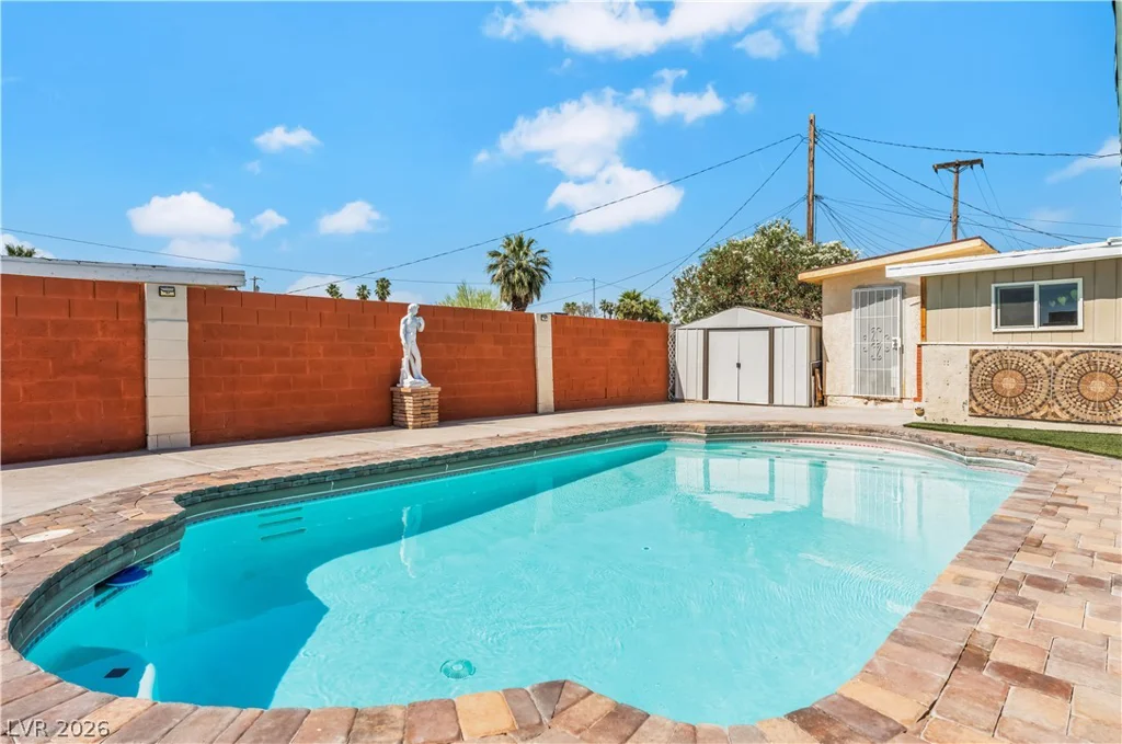 2083 La Vante, Las Vegas, NV 89169