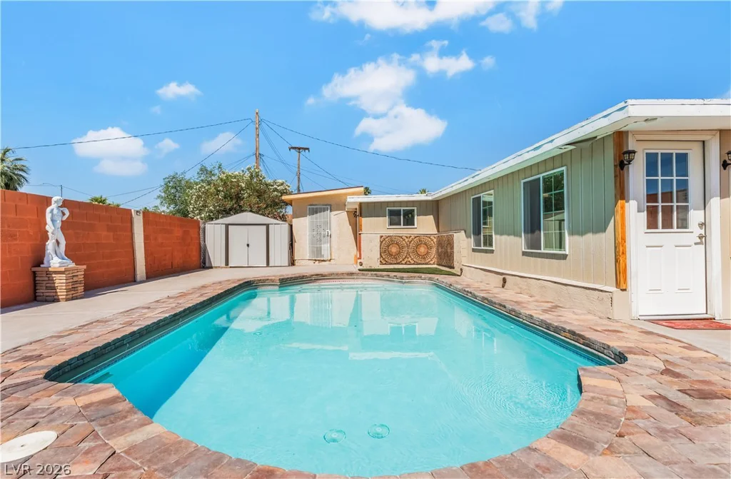 2083 La Vante, Las Vegas, NV 89169