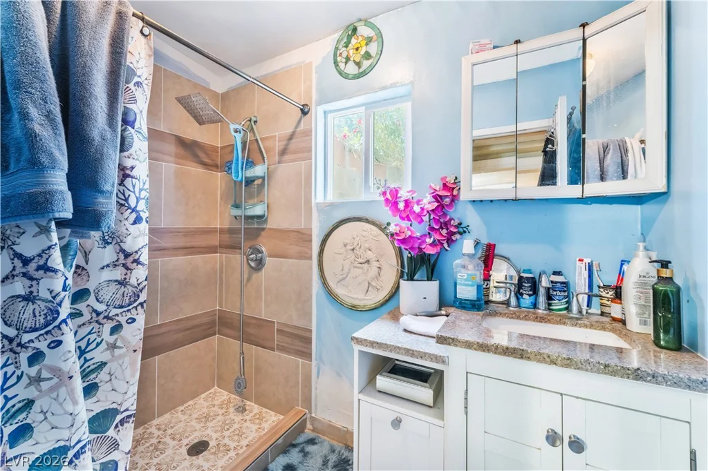 2083 La Vante, Las Vegas, NV 89169