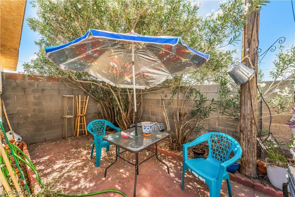2083 La Vante, Las Vegas, NV 89169