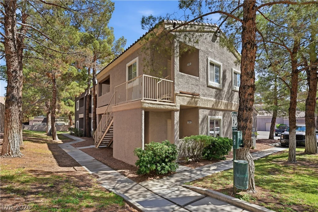 5250 Rainbow, Las Vegas, NV 89118