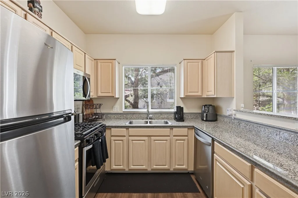 5250 Rainbow, Las Vegas, NV 89118