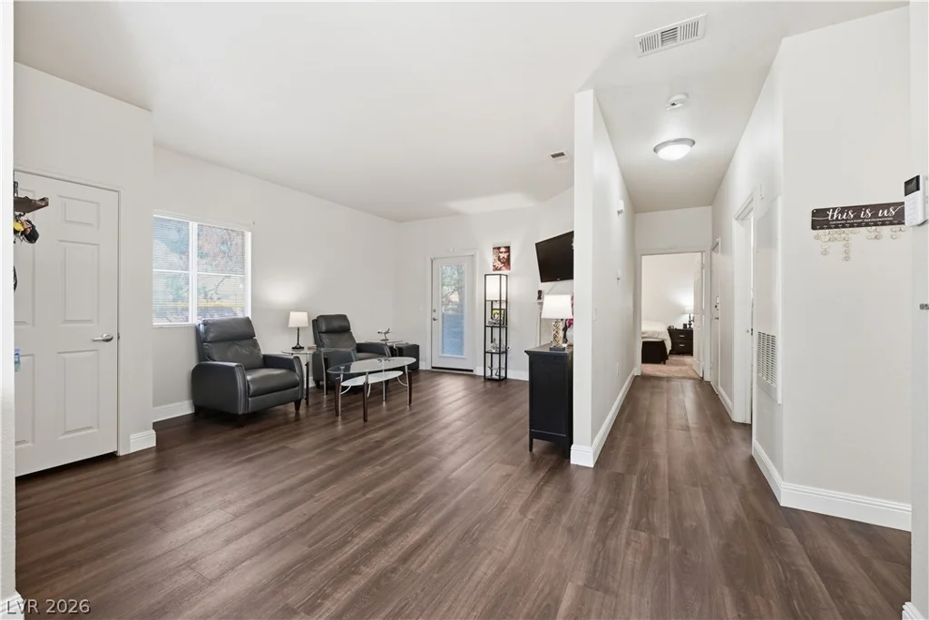 5250 Rainbow, Las Vegas, NV 89118