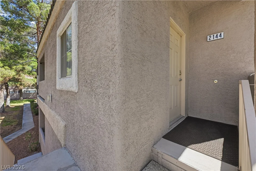 5250 Rainbow, Las Vegas, NV 89118