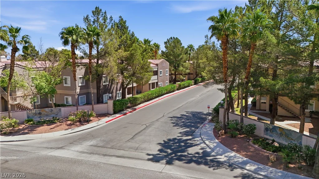5250 Rainbow, Las Vegas, NV 89118