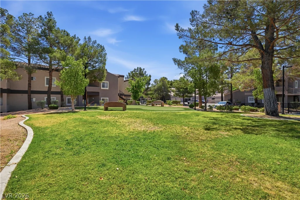5250 Rainbow, Las Vegas, NV 89118