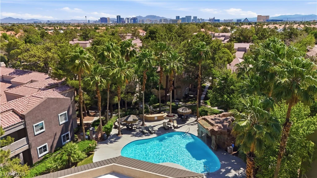 5250 Rainbow, Las Vegas, NV 89118