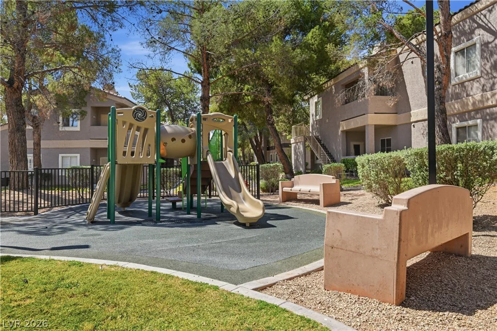 5250 Rainbow, Las Vegas, NV 89118