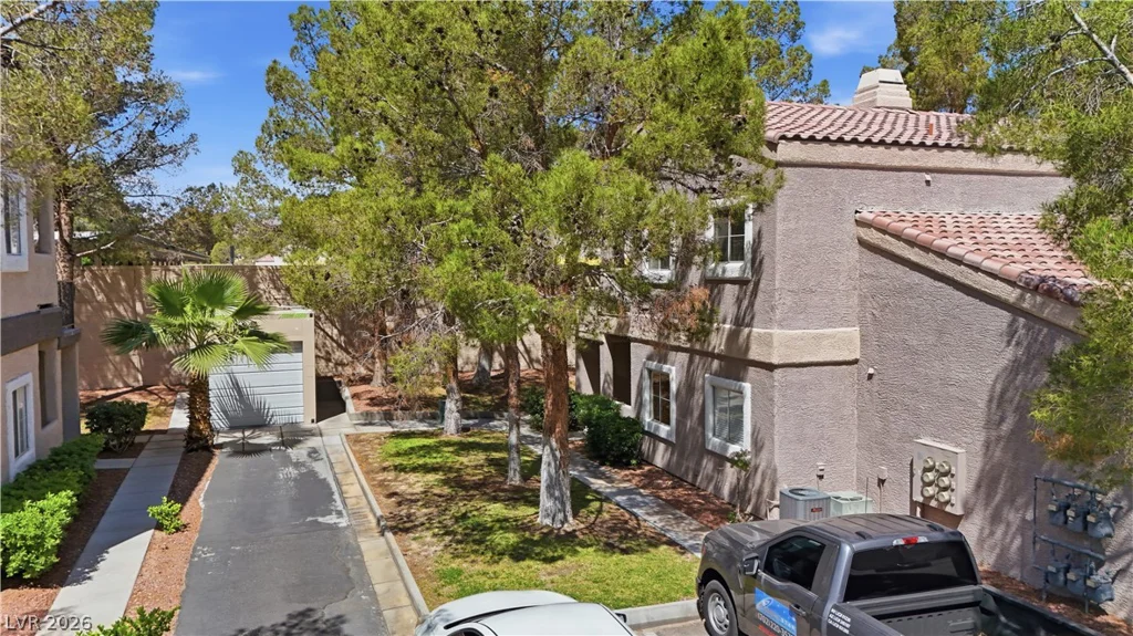 5250 Rainbow, Las Vegas, NV 89118