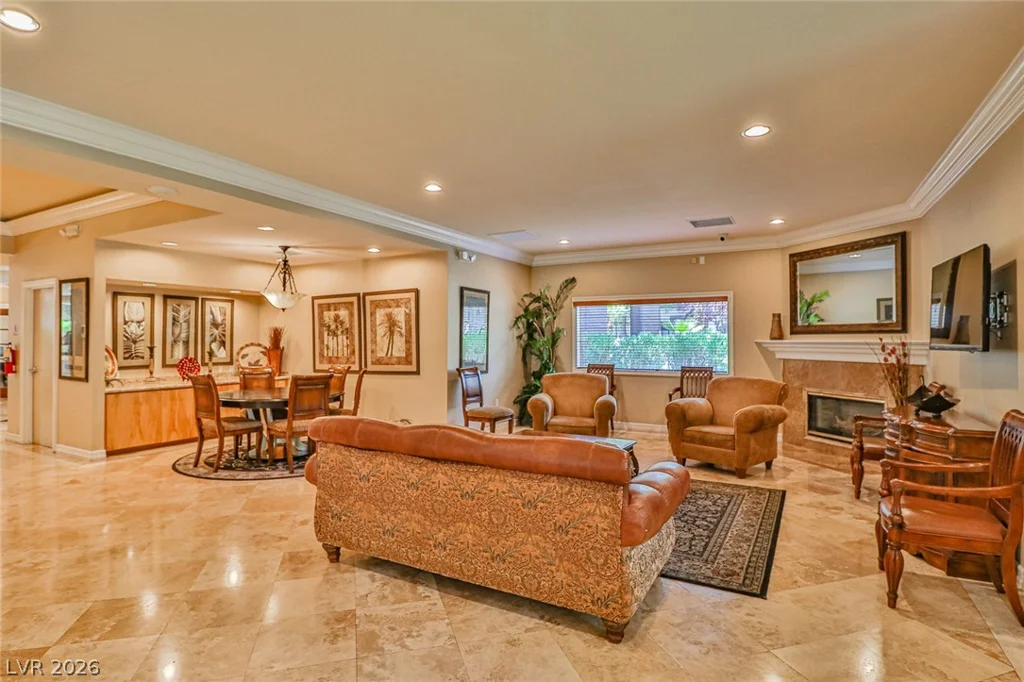 5250 Rainbow, Las Vegas, NV 89118