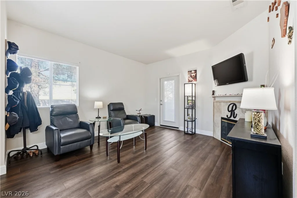 5250 Rainbow, Las Vegas, NV 89118