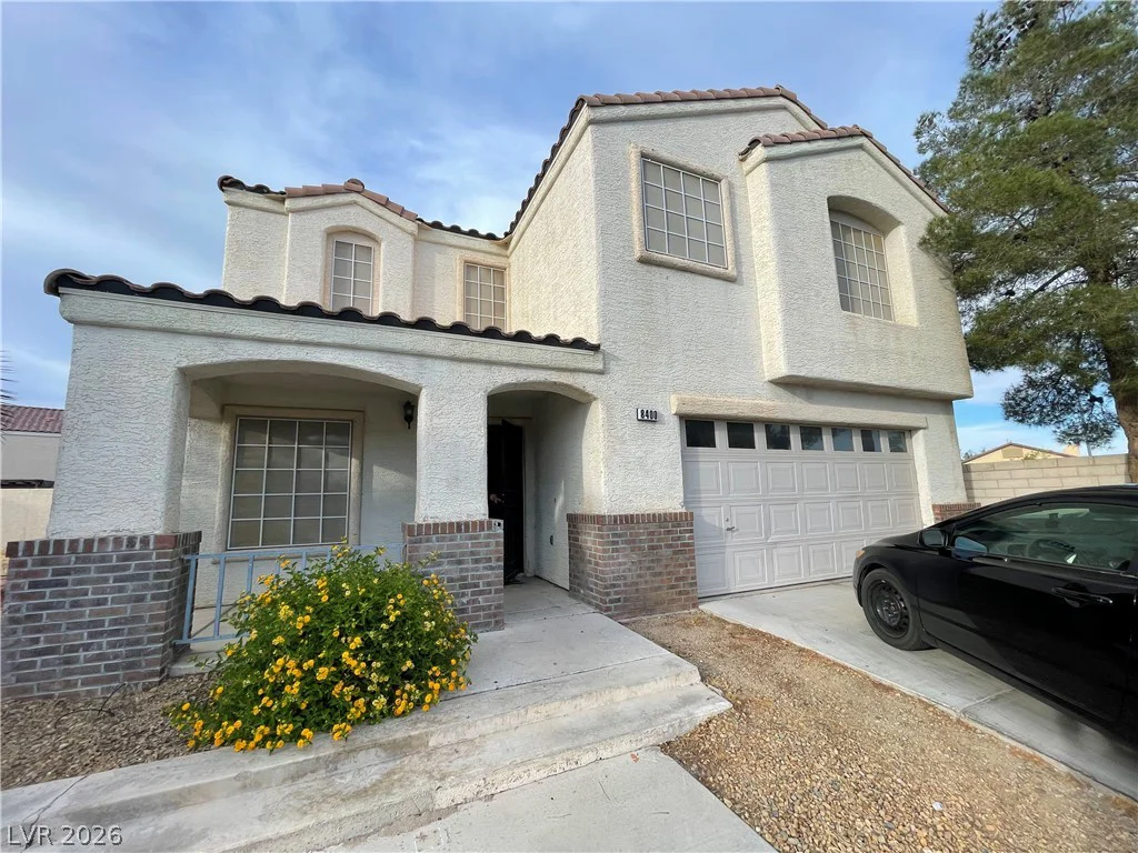 8400 Gracious Pine, Las Vegas, NV 89143