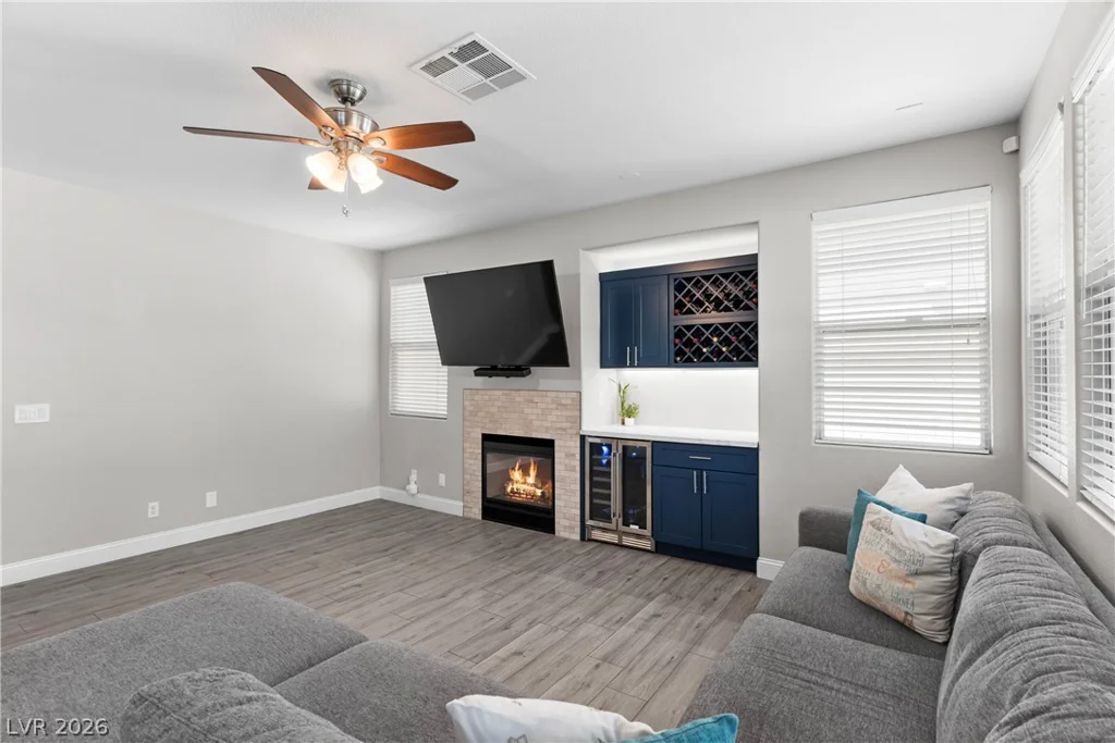 9520 Chalgrove Village, Las Vegas, NV 89145