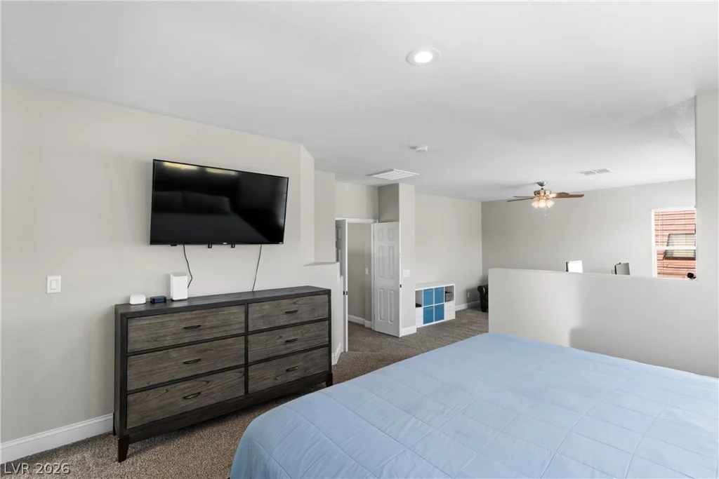9520 Chalgrove Village, Las Vegas, NV 89145