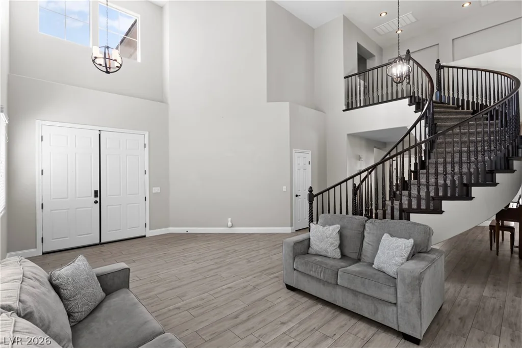 9520 Chalgrove Village, Las Vegas, NV 89145