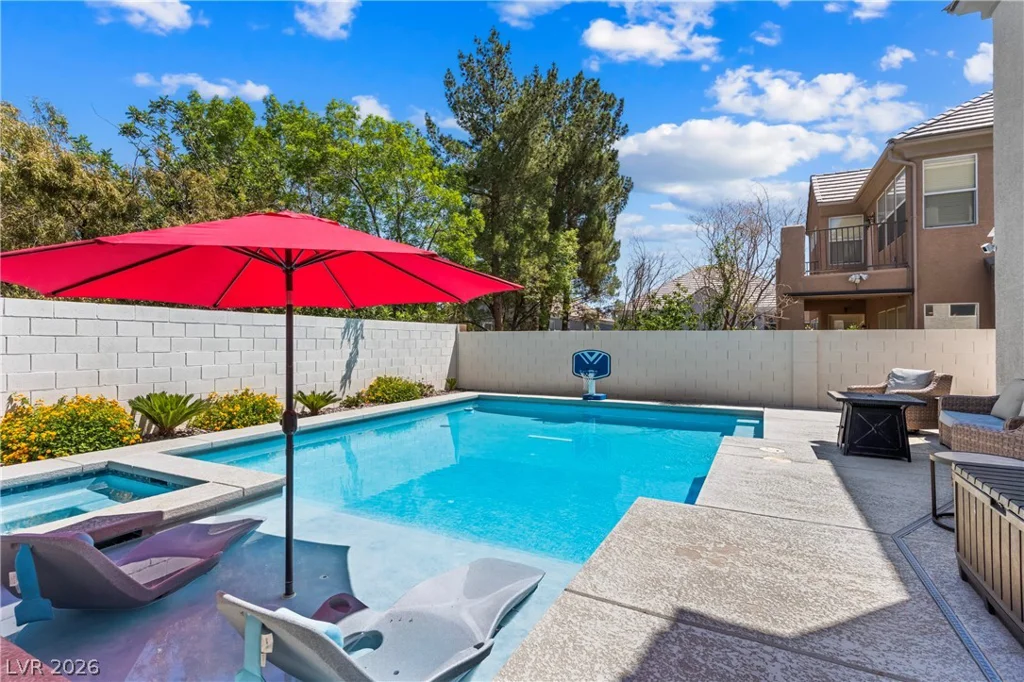 9520 Chalgrove Village, Las Vegas, NV 89145