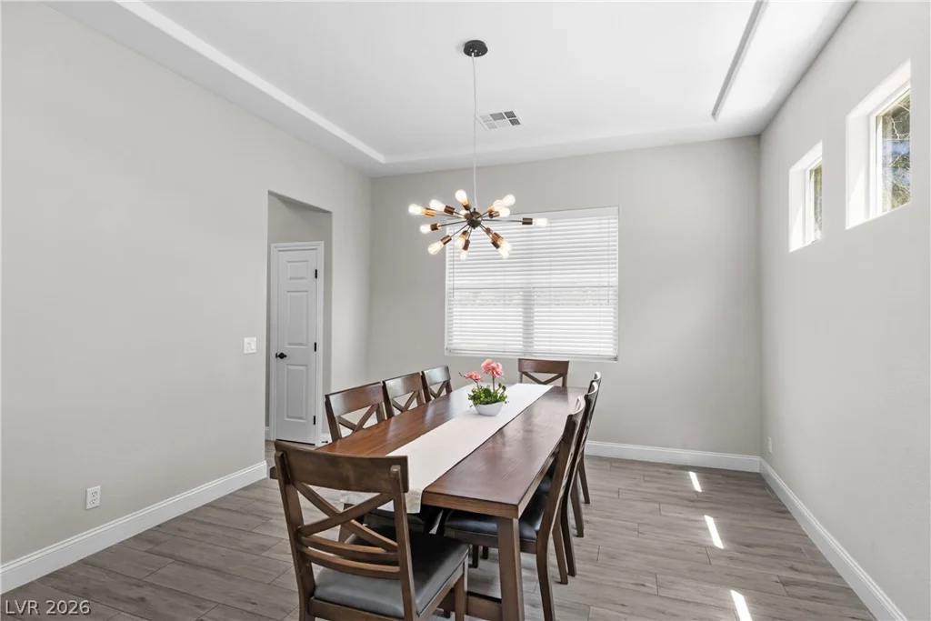 9520 Chalgrove Village, Las Vegas, NV 89145