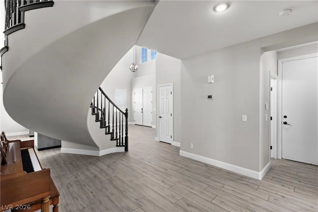 9520 Chalgrove Village, Las Vegas, NV 89145