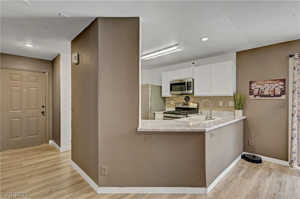 10073 Fragile Fields, Las Vegas, NV 89183