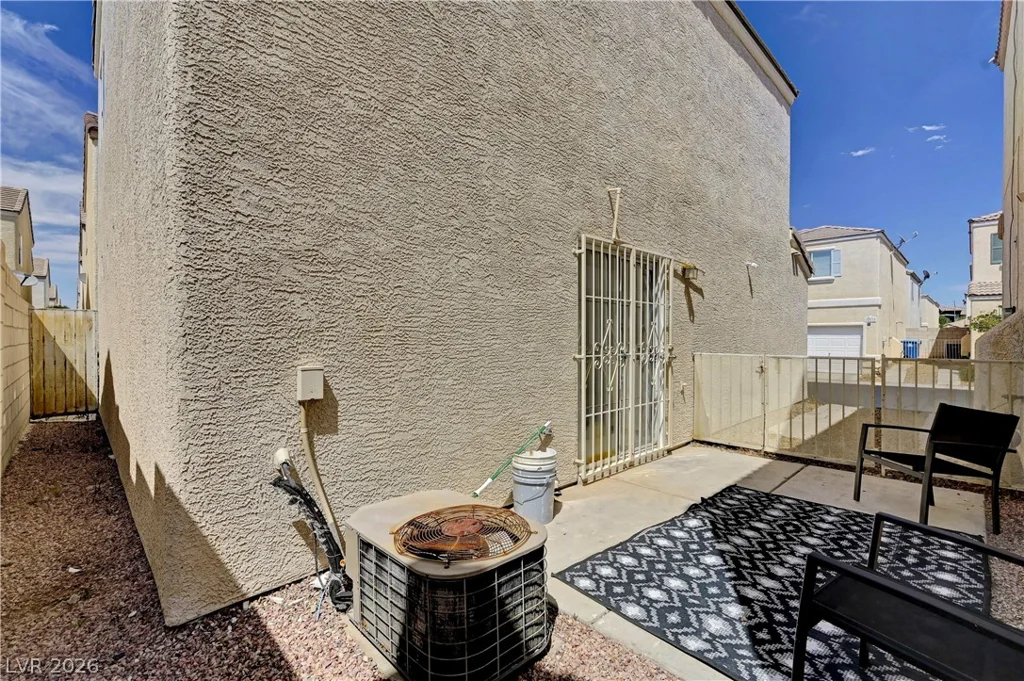 10073 Fragile Fields, Las Vegas, NV 89183