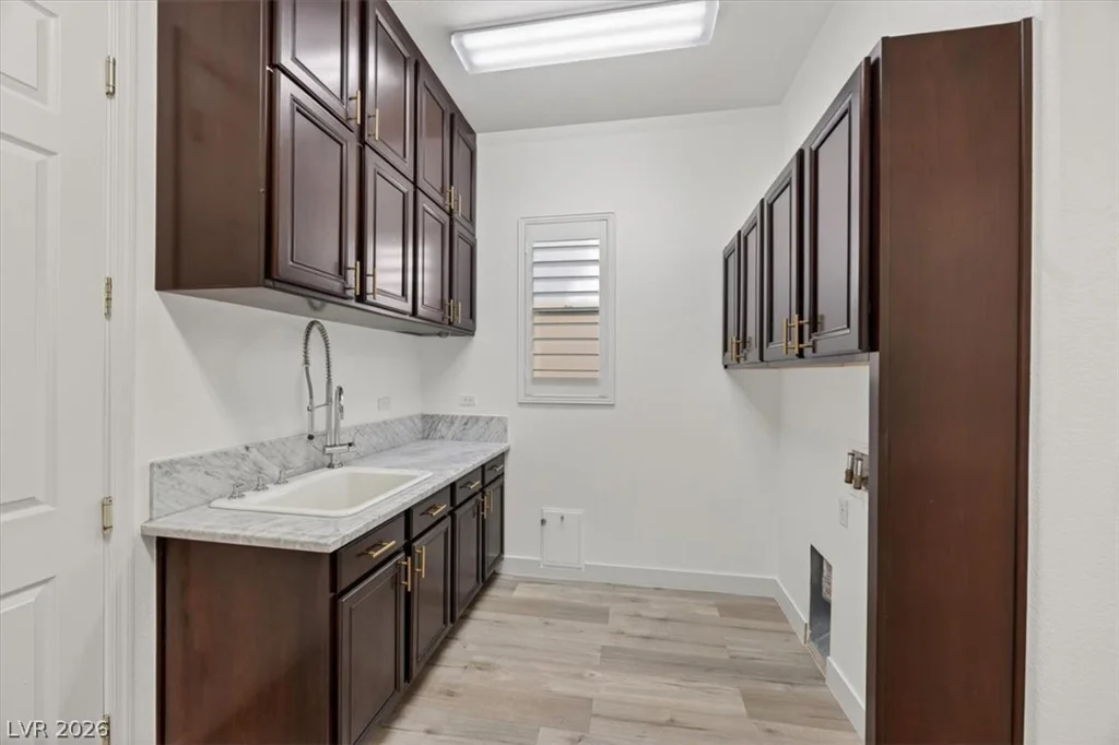 2122 Country Cove, Las Vegas, NV 89135