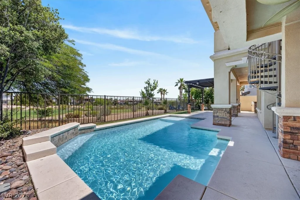 2122 Country Cove, Las Vegas, NV 89135