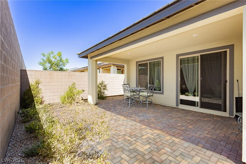 10135 Carmine Clay, Las Vegas, NV 89143