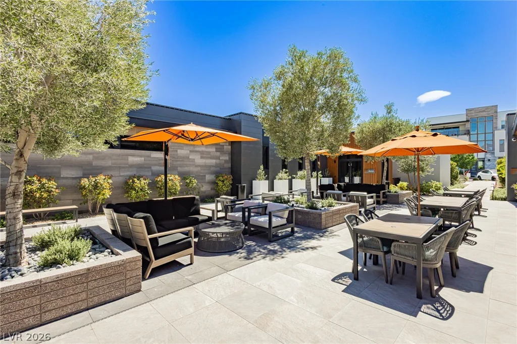 10135 Carmine Clay, Las Vegas, NV 89143