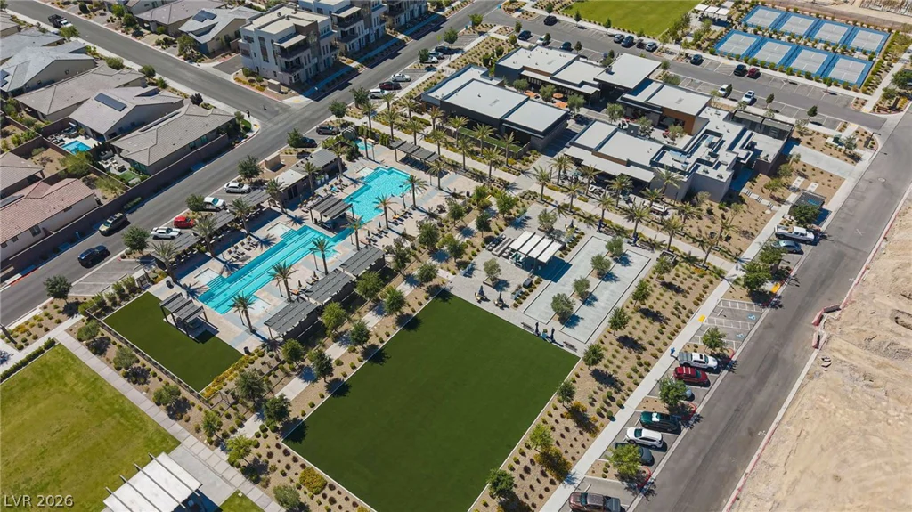 10135 Carmine Clay, Las Vegas, NV 89143