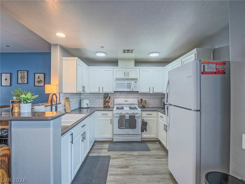 4720 Apulia, North Las Vegas, NV 89084