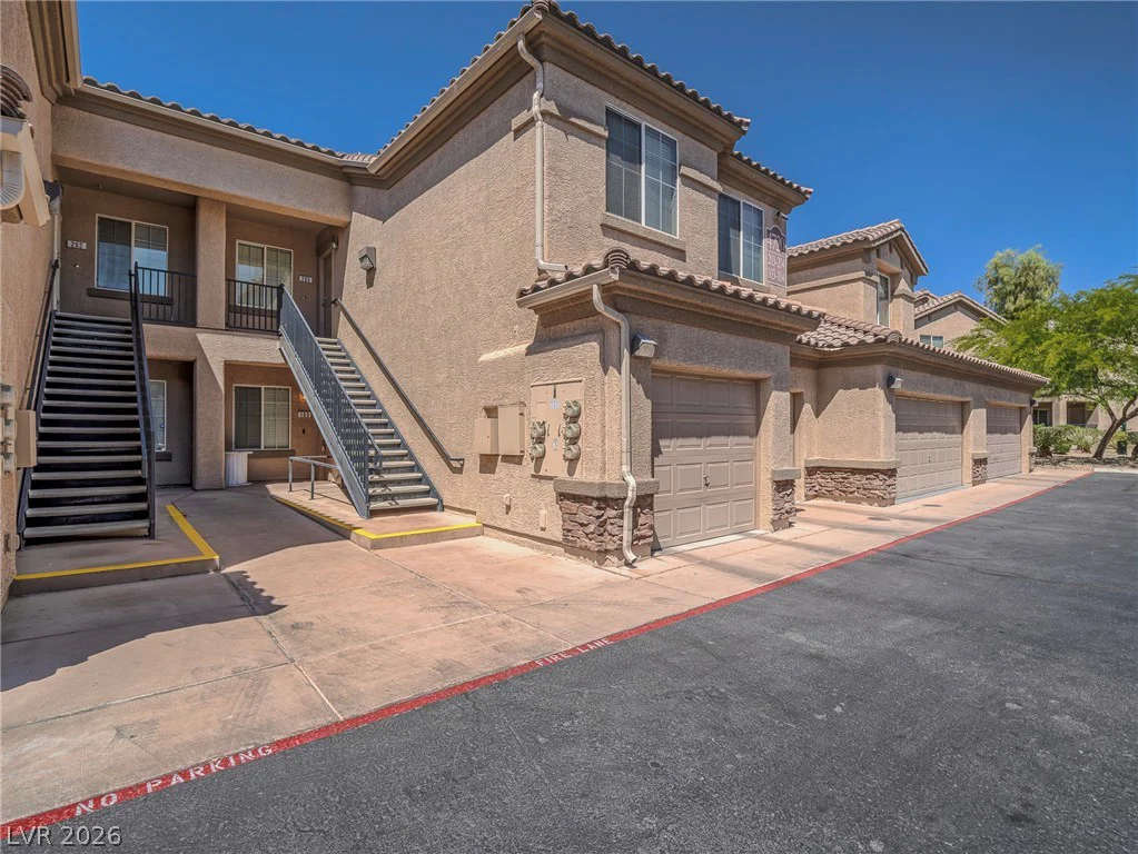 4720 Apulia, North Las Vegas, NV 89084